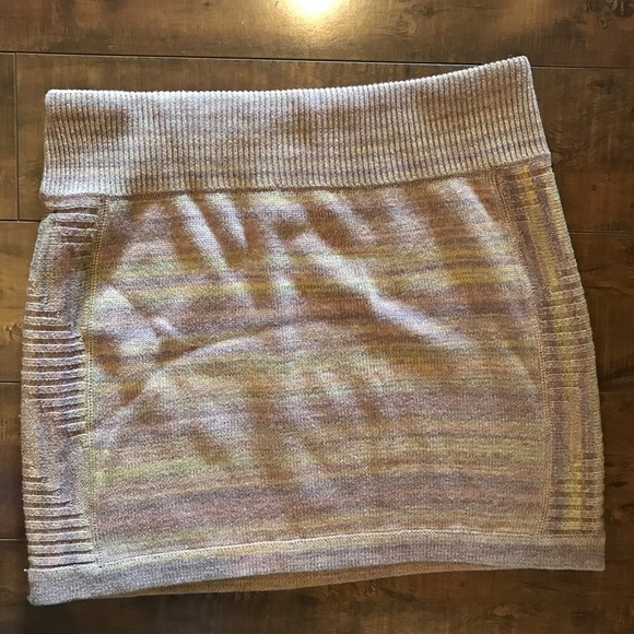 𝅺Royal Robbins skirt - Picture 2 of 5